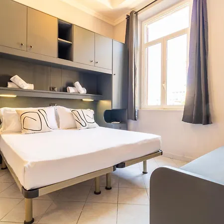 Cunabu Castro Pretorio 3* Ρώμη