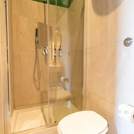 Cunabu Castro Pretorio 3* Roma